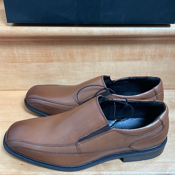 Kenneth Cole New York - Leather Loafer Shoes - Picture 7 of 7